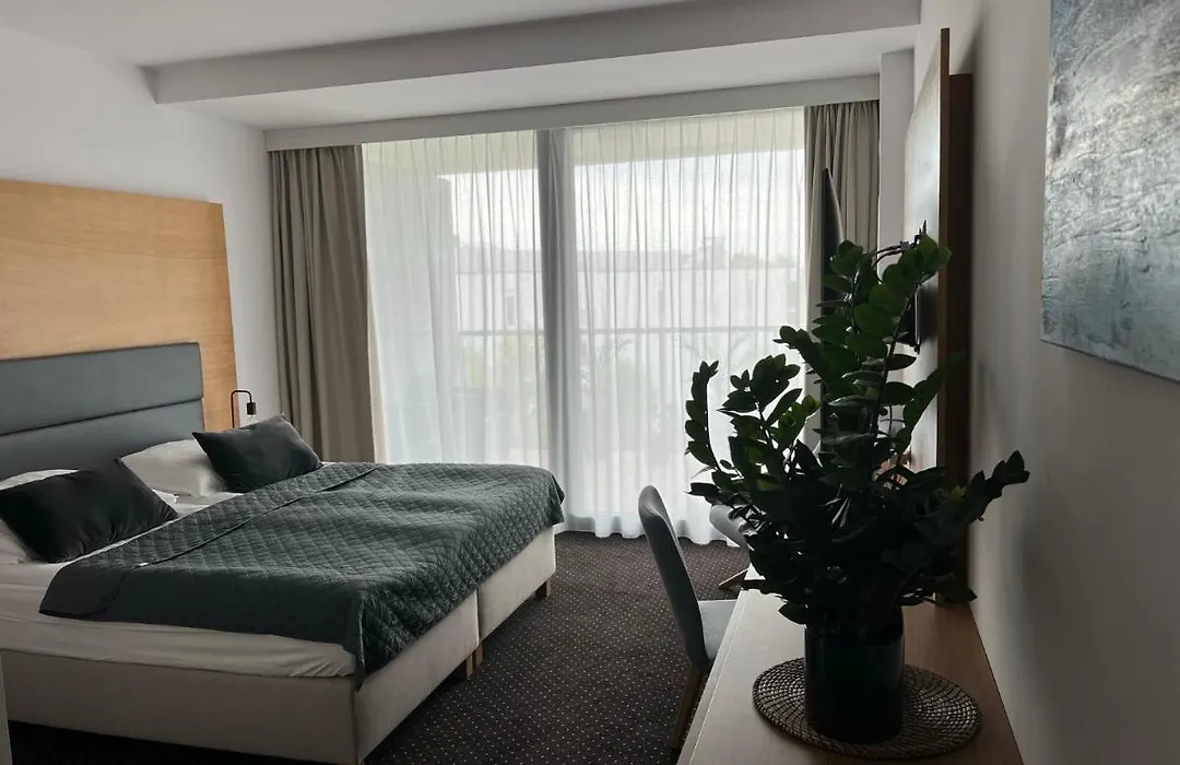Seaside Park Hotel Kołobrzeg apartament 27 metrów szczęścia-1
